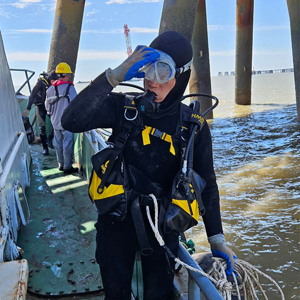 水下安装拆除