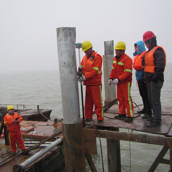 水下钢管桩施工